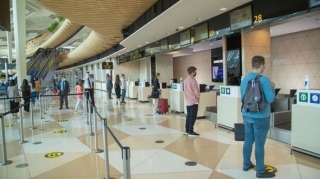 AZAL  начал продажу безбагажных билетов на рейс Баку - Стамбул - Баку 