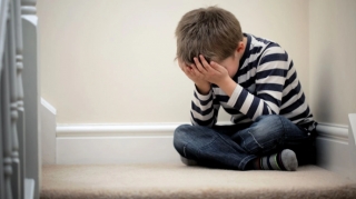 Bakıda ana sevgilisi ilə birlikdə azyaşlı oğluna işgəncə verdi - FOTO