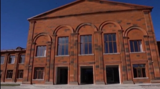 Baş nazir Qarabağ Universiteti ilə bağlı sərəncam imzaladı