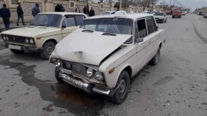 İki avtomobil toqquşdu: xəsarət alan var - Kürdəmirdə