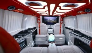 Türkiyəli dizayner "danışan avtomobil" hazırladı - VİDEO