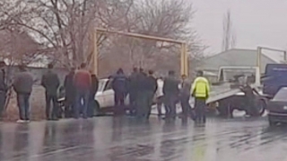 Şərurda idaretmədən çıxan “VAZ” dərəyə düşdü   - VİDEO