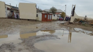 Bakının taksi və təcili tibbi yardım üzünə həsrət qalan ərazisi  - FOTO