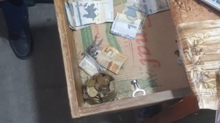 Siyəzəndə iki qardaş mağazanı soydu  - FOTO
