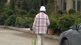 Vətəndaşlar məcbur olub avtomobil yolunda hərəkət edir - VİDEO 