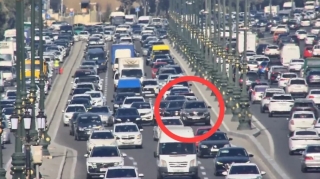 Bakının mərkəzində qəza uzun tıxaca səbəb oldu - FOTO 