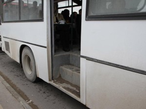Bakıda avtobusdan oğurluq kameraya düşdü - VİDEO
