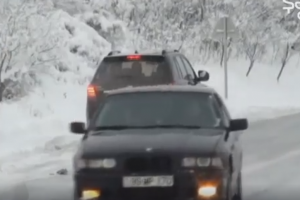 Gədəbəydə qarlı hava qəzaya səbəb oldu