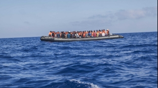 İçərisində 50 miqrantın olduğu qayıq batıb - 40-ı ölüb 