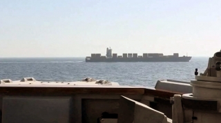 Ələ keçirdiyimiz İran gəmisində "xoşagəlməz hədiyyə" olub - Tramp 