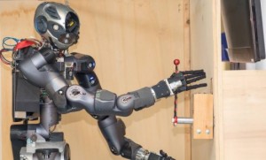 Robotlar yanğın da söndürəcək - VİDEO