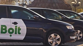 "Bolt"un sürücüsünün hərəkəti videoya çəkildi, müzakirələrə səbəb oldu - "Nəvəsi yaşda müştərisinə əxlaqsız təkliflər edir..." 