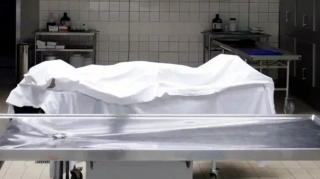 В Баку в автомобиле обнаружено тело молодого мужчины 