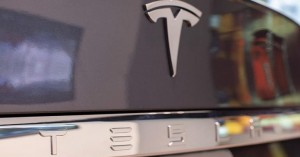 Teslanın başı növbəti dərddə: FBİ işə qarışır