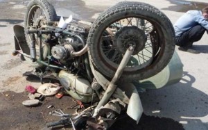 Neftçalada motosiklet traktora çırpıldı: sürücü ölüb