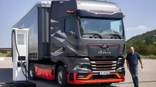 Avropa İttifaqı elektriklə işləyən yük avtomobillərinə keçiddə Çindən geri qalır - Media 