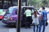 Yol polisi motosikleti taksiyə mindirib cərimə meydançasına apardı - FOTO