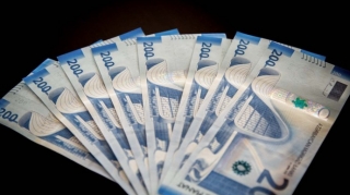 Bu tibb işçilərinin maaşlarına əlavənin verilmə müddəti uzadılıb 