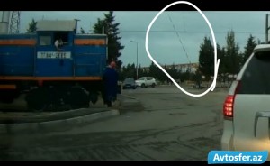 Qatar keçir, şlaqbaum isə açıqdır: Bakıda daha bir təhlükə - VIDEO