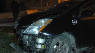 В Баку женщина-водитель устроила ДТП - ФОТО/ВИДЕО 