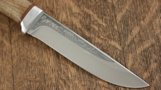 Abşeronda 25 yaşlı gənc özünü bıçaqlayıb