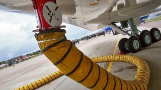 Azərbaycan Ukraynaya aviasiya yanacağının satışını dayandırıb    - FOTO