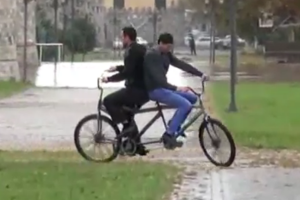 İsmayıllı sakini qeyri-adi velosiped düzəldib - VİDEO