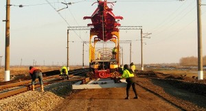 Padar stansiyasında yeni yoldəyişənlər quraşdırılır