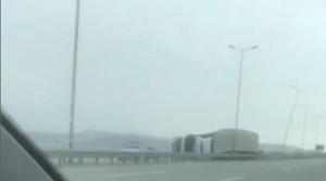 Ələt-Astara yolunda daha bir TIR aşdı - VİDEO