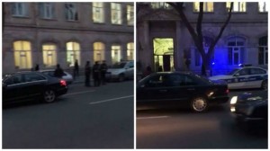 Polis 160 nömrəli məktəbin qarşısını nəzarət altına aldı - VİDEO