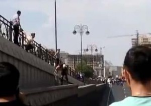 Bakıda gənc qadının intiharının qarşısı alınıb - VİDEO