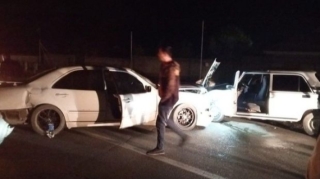 Qəbələdə üç avtomobil toqquşdu: Xəsarət alanlar var 