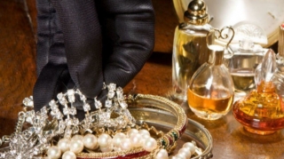 Polisə zəng edib qızıllarının oğurlandığını dedi, yalan çıxdı 