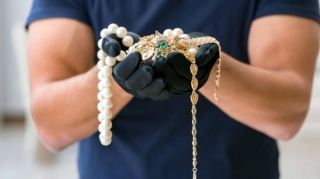 Разбил стекло BMW и похитил 14 тысяч евро: в Баку вынесли приговор автомобильному вору 