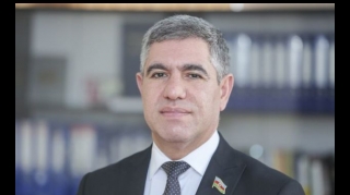 Vüqar Bayramov: “Pulsuz tibbi xidmətin hansı qurumlar tərəfindən ödəniləcəyi dəqiqləşdirilməlidir”