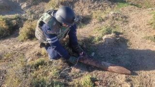 В Хызы найден реактивный снаряд  - ВИДЕО