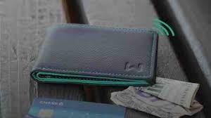 Avtobusda 6200 manat pul və qızıllar itdi, sərnişin tapıb qaytardı