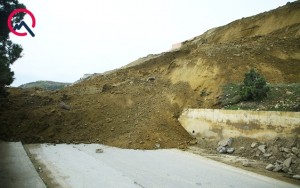 Sürüşmədən sonra Badamdar yolu bu hala düşdü - FOTO