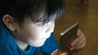 Türkiyədə uşaqlara sosial media qadağasının təfərrüatları məlum olub 