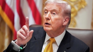 Trampdan Çinə xəbərdarlıq 