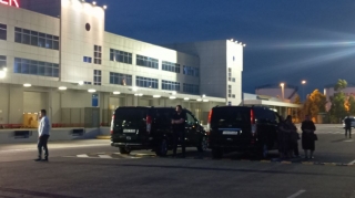 Yekaterinburqda öldürülən iki azərbaycanlının nəşi təyyarə ilə Vətənə gətirilib - VİDEO 