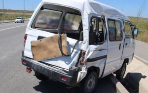 Bakı-Qazax yolunda iki avtomobil toqquşdu - Yaralılar var