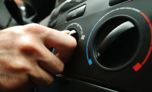 Niyə avtomobili park etmədən öncə kondisioneri söndürmək lazımdır? - Ekspertdən AÇIQLAMA