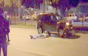 Yolu keçmək istəyən piyadanı biri vurdu, o biri də üstündən keçdi - FOTO