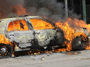BMW yandı - Bakıda