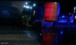 Yevlaxda Türkmənistana gedən yük maşını qəzaya uğrayıb - FOTO