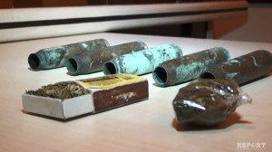 Kürdəmirdə evdən qumbara, güllələr və narkotik maddə götürülüb - FOTO