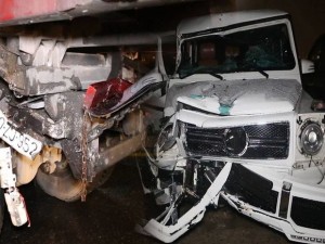 Kirayə götürdüyü “Gelandewagen”i “Şaqman”a çırpdı - VİDEO