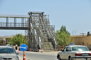 Müşviqabadda 2 yerüstü piyada keçidinin inşası yekunlaşır - FOTO
