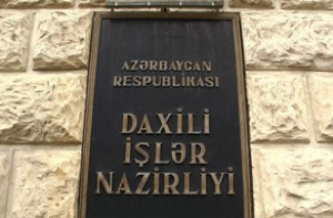 Avtomobil qaçıran 2 yeniyetmə saxlanıldı - Bakıda